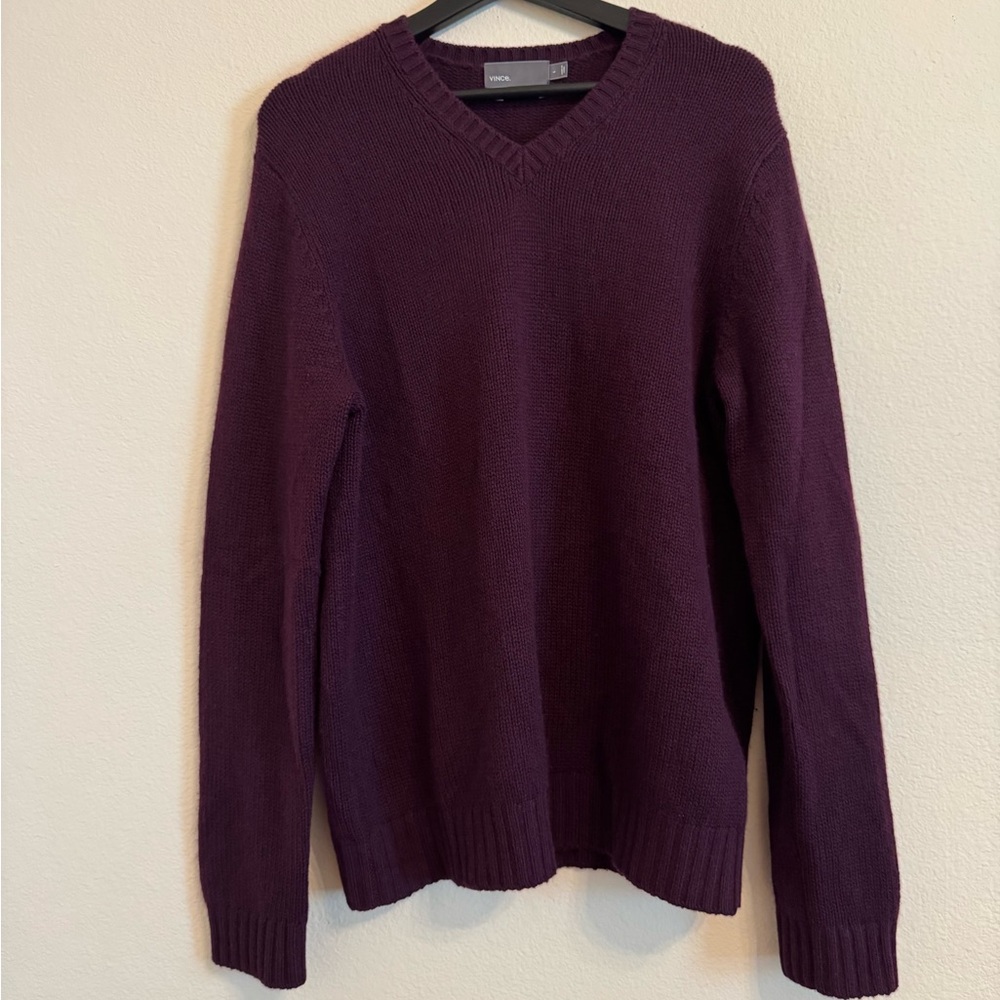 Vince 100% Cashmere V-neck Sweater Wine